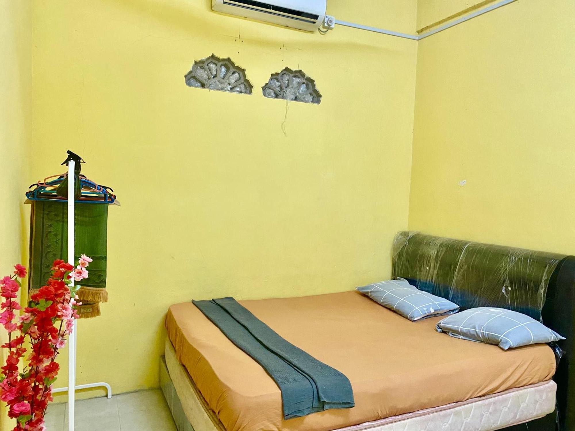 Umi Homestay Batu Buruk 쿠알라트렝가누 외부 사진
